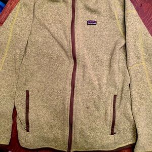 Patagonia sweater jacket - size medium
